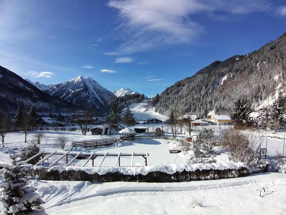 Hotel Panorama Elbigenalp Zewnętrze zdjęcie
